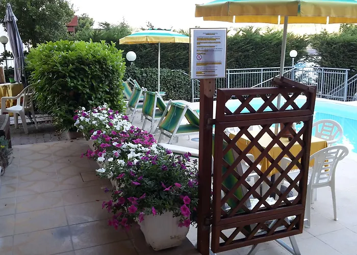 Garden Ristorante Ξενοδοχείο 3*