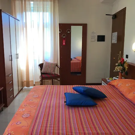 Hotel Garden Ristorante 3*