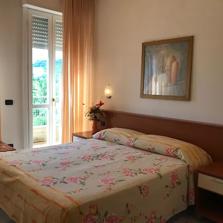 Ξενοδοχείο Garden Ristorante 3*
