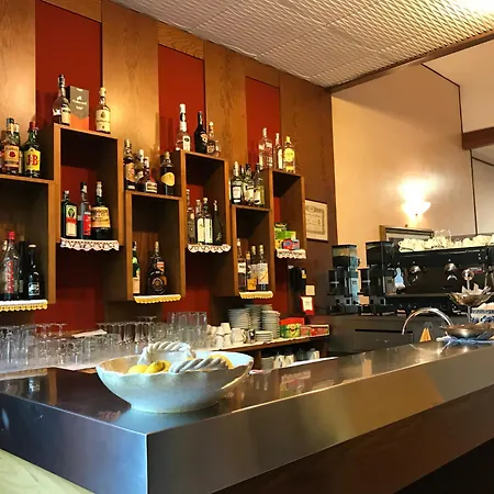 Garden Ristorante Ξενοδοχείο 3*