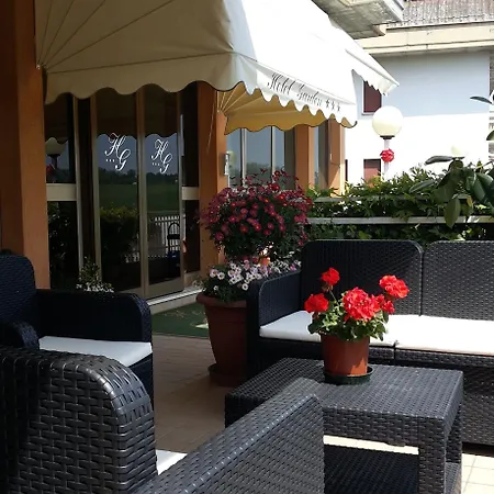 Ξενοδοχείο Garden Ristorante 3*